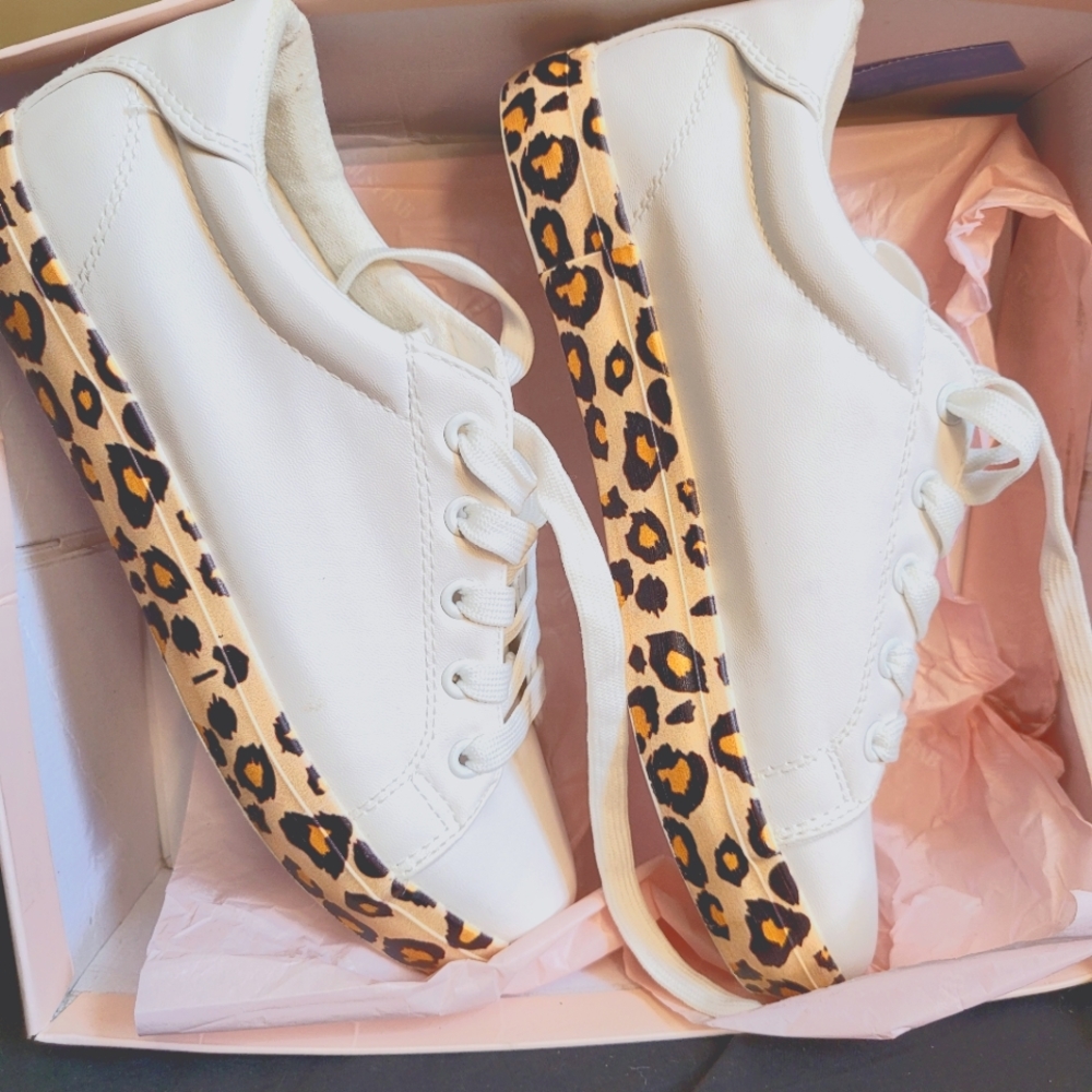 CheetahSole sneakers